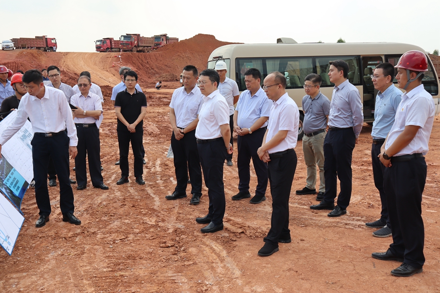 嘉峪关市长孙大光一行到中国—东盟数字经济产业园调研