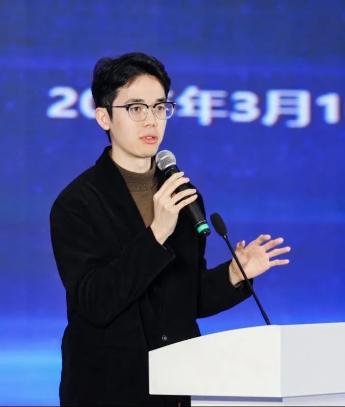 fe69ed2118dd19428a7926af78feda1b.jpg 888集团·「中国」·官方网站